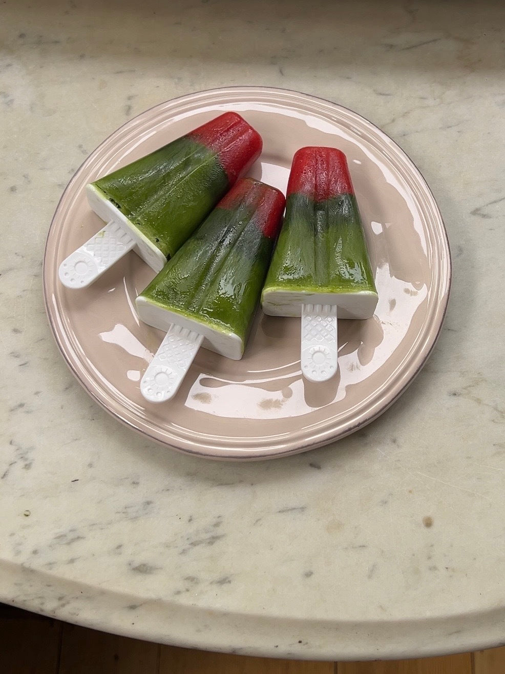 STRAWBERRY MATCHA LATTE ICE POP
