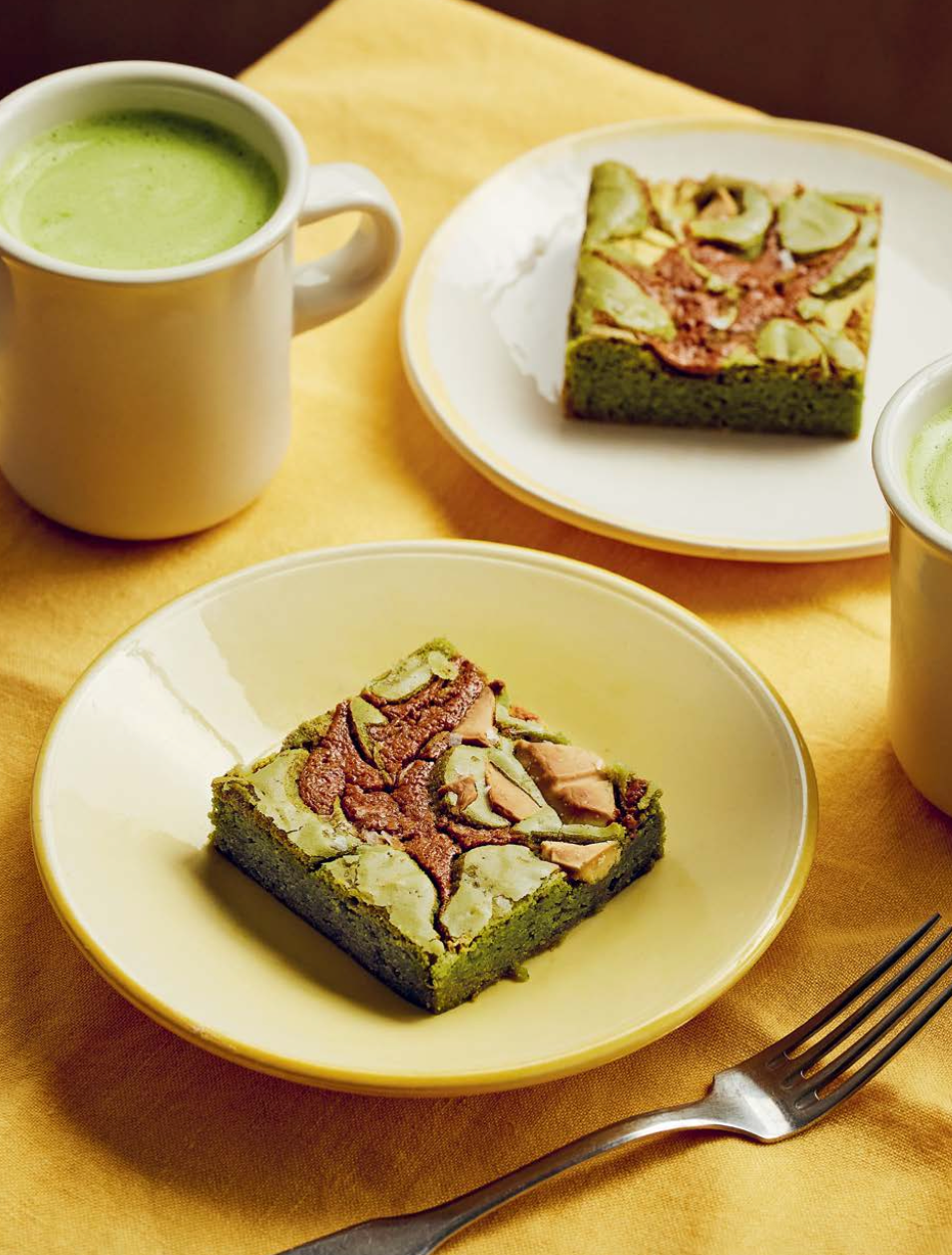 FUDGEY ALMOND BUTTER MATCHA BLONDIES